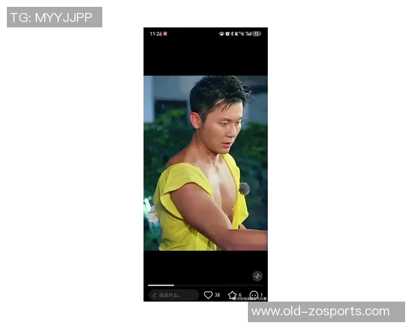 李晨在绿茵场上的激情与坚持踢足球的他展现不一样的魅力与风采 李晨在绿茵场上的激情与坚持踢足球的他展现不一样的魅力与风采