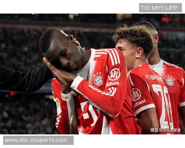 足球比赛最后时刻的压哨进球瞬间回顾与精彩分析