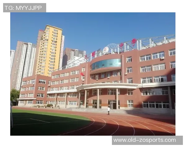 足球陈俊林：从青涩少年到职业球员的成长之路与奋斗故事